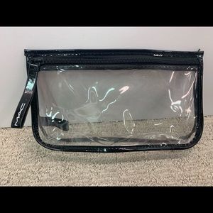 SALE🎉 MAC Set of 2 Clear Makeup Bags
